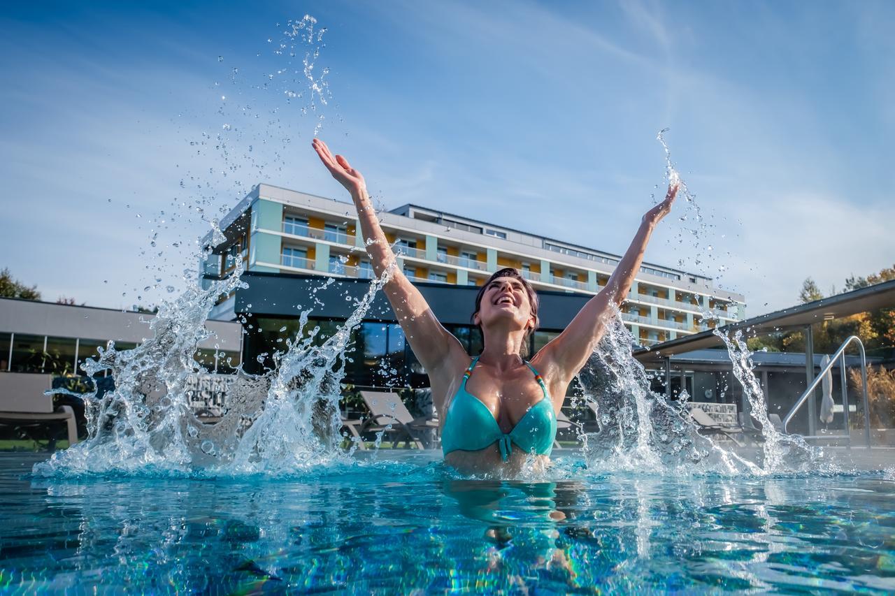Hotel Lebensquell Bad Zell ภายนอก รูปภาพ
